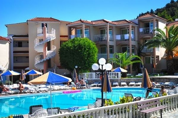 Admiral De Luxe Hotel 2*